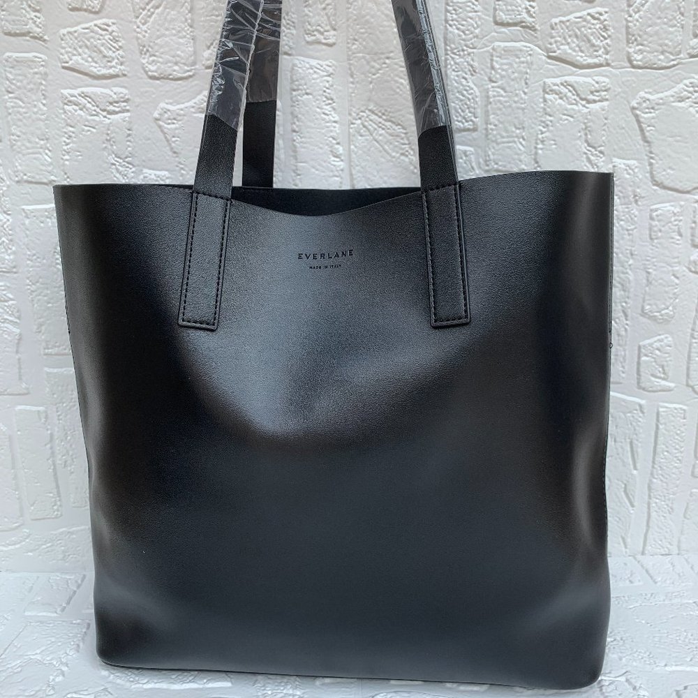EverlaneThe Leather Unlined Market Tote Purse Bag in  black  NEW